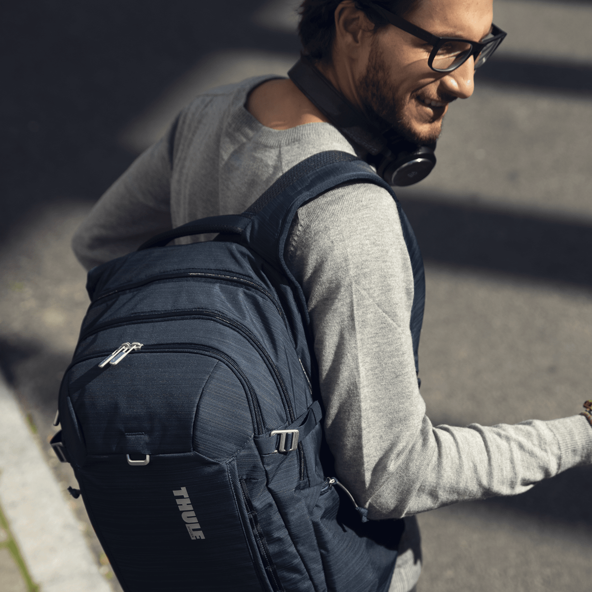 1388127 Construct Backpack (24L), Carbon Blue - Image 3