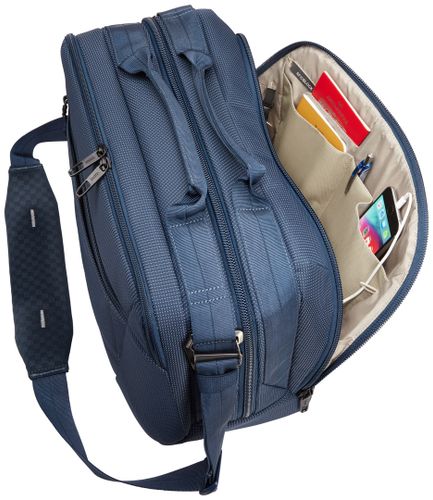73895-thule-crossover-2-boarding-bag-dress-blue-4 Crossover 2 Boarding Bag, Dress Blue - Image 6